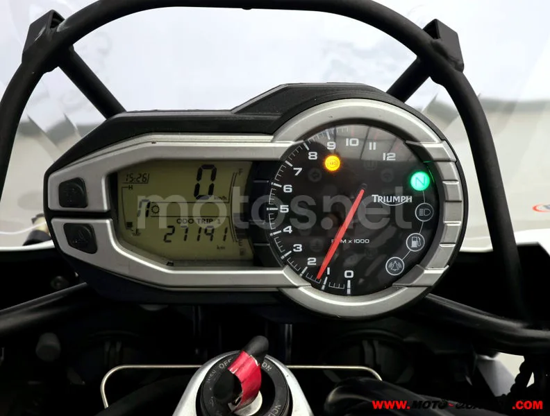 Triumph Tiger Explorer - Vista 6