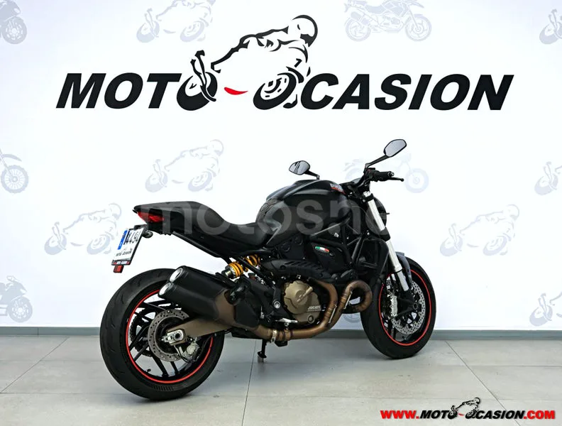 Ducati Monster 821 - Vista 3