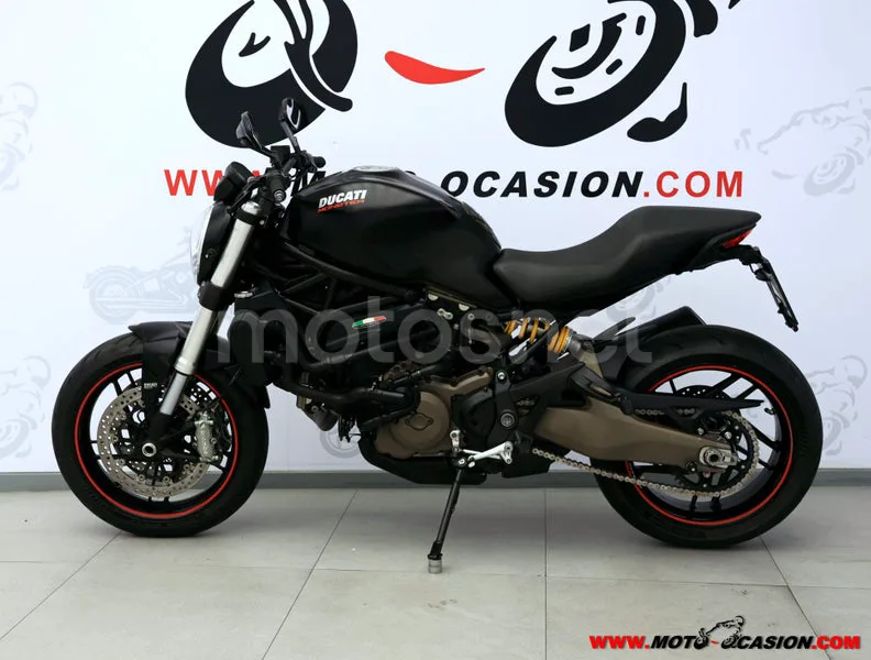Ducati Monster 821 - Vista 7