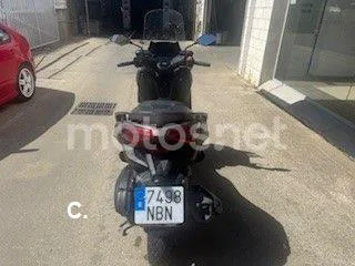 Yamaha XMAX 125 - Vista 5