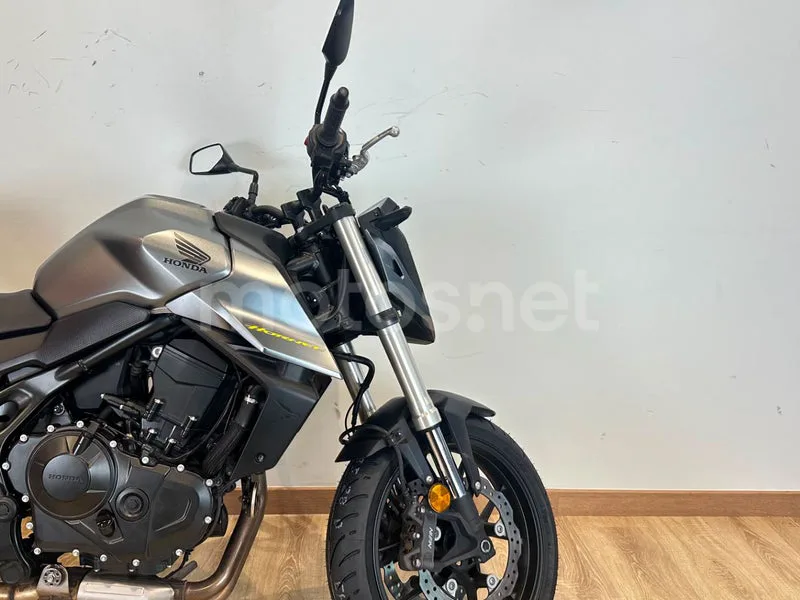 Honda CB750 Hornet - Vista 7