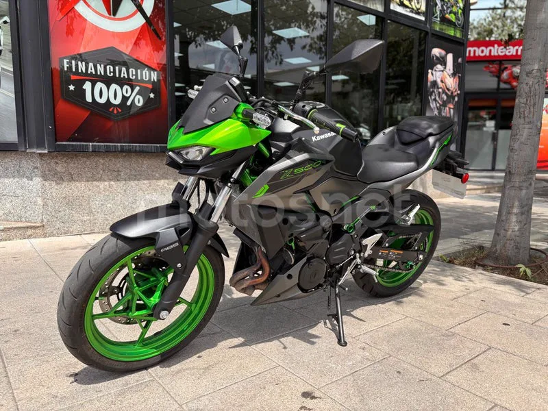 Kawasaki Z500 - Vista 4