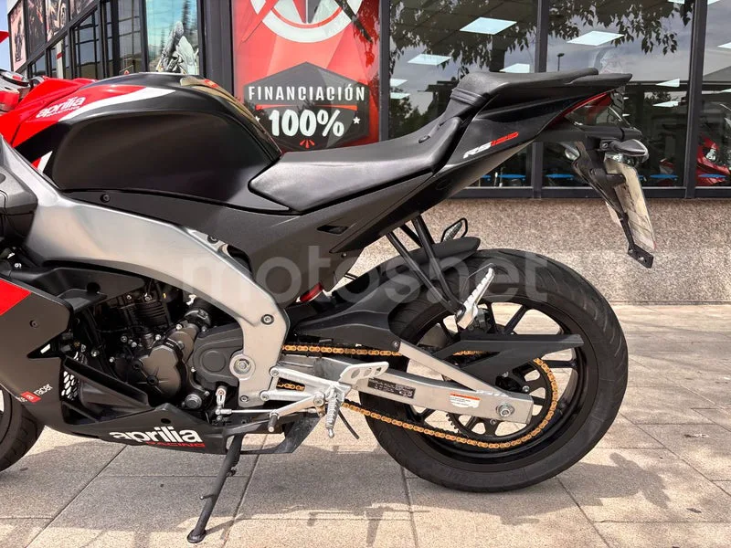 Aprilia RS 125 - Vista 3