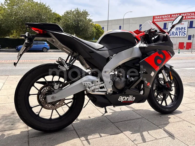 Aprilia RS 125 - Vista 9