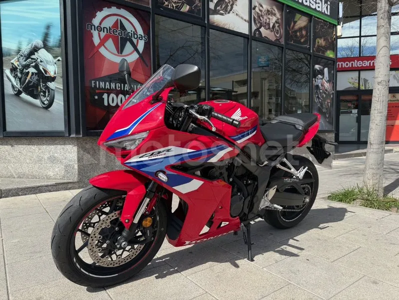 Honda CBR650R - Vista 4