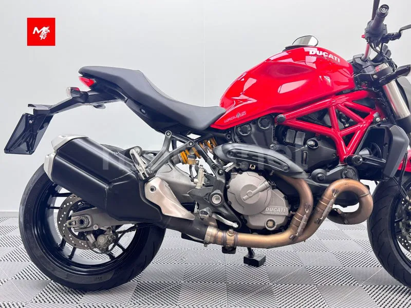 Ducati Monster 821 - Vista 4