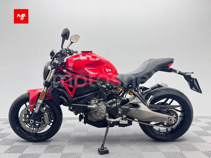 Ducati Monster 821 - Vista 6