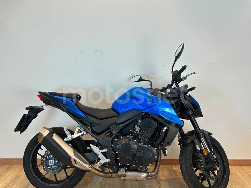 Honda CB750 Hornet - Vista 5