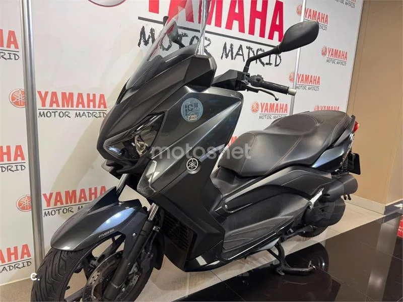 Yamaha XMAX 125 3299 € 2016 Madrid - 1