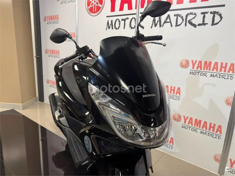 Honda PCX125 - Vista 3