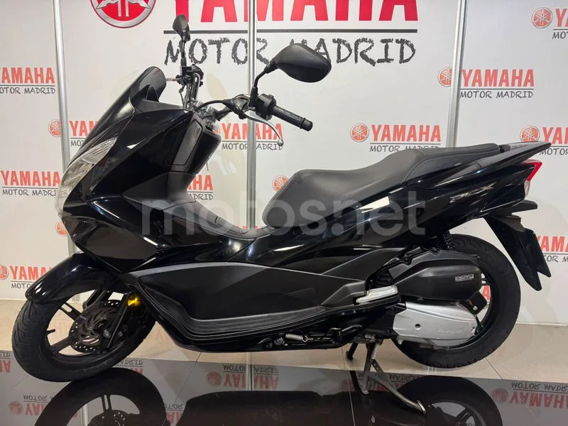 Honda PCX125 - Vista 4