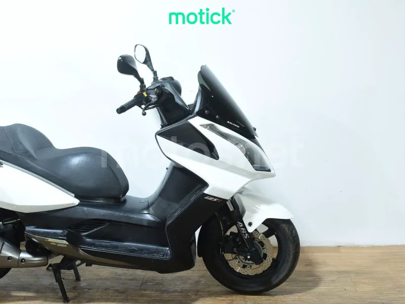 Kymco Super Dink 125 - Vista 4