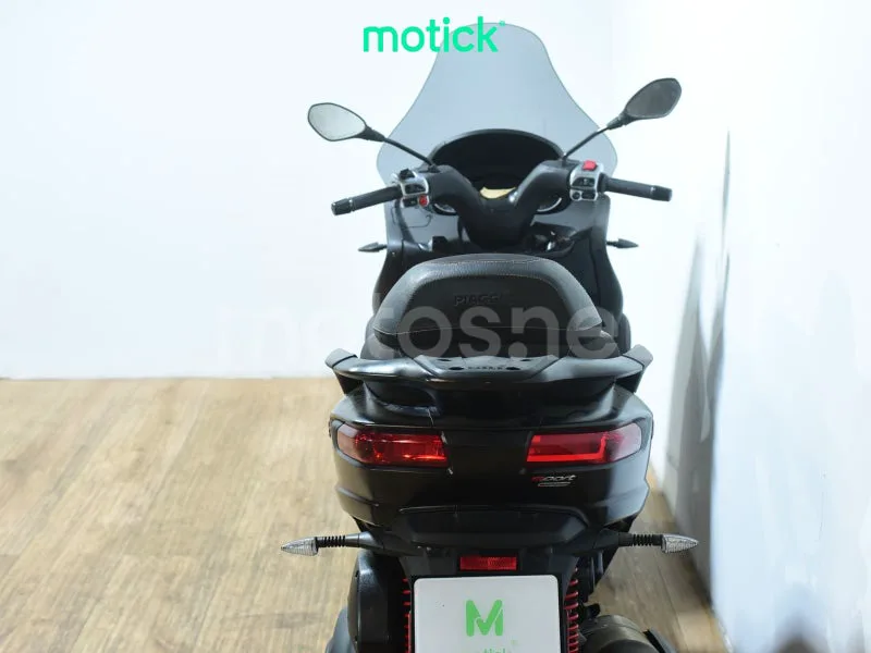Piaggio MP3 - Vista 11