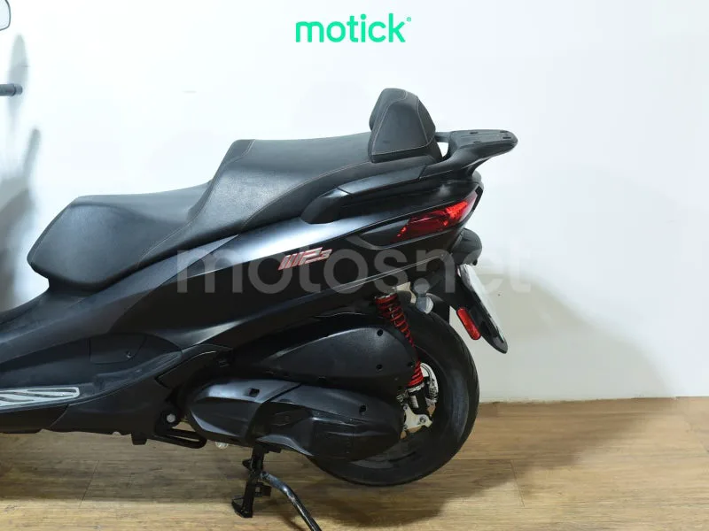 Piaggio MP3 - Vista 8