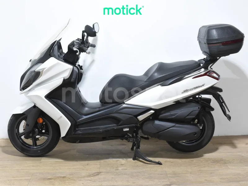 Kymco Super Dink 350 - Vista 6