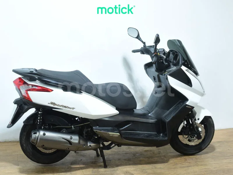 Kymco Super Dink 125 - Vista 10