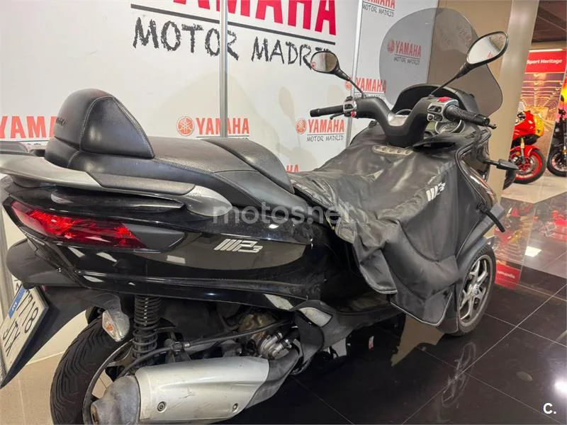 Piaggio MP3 - Vista 5
