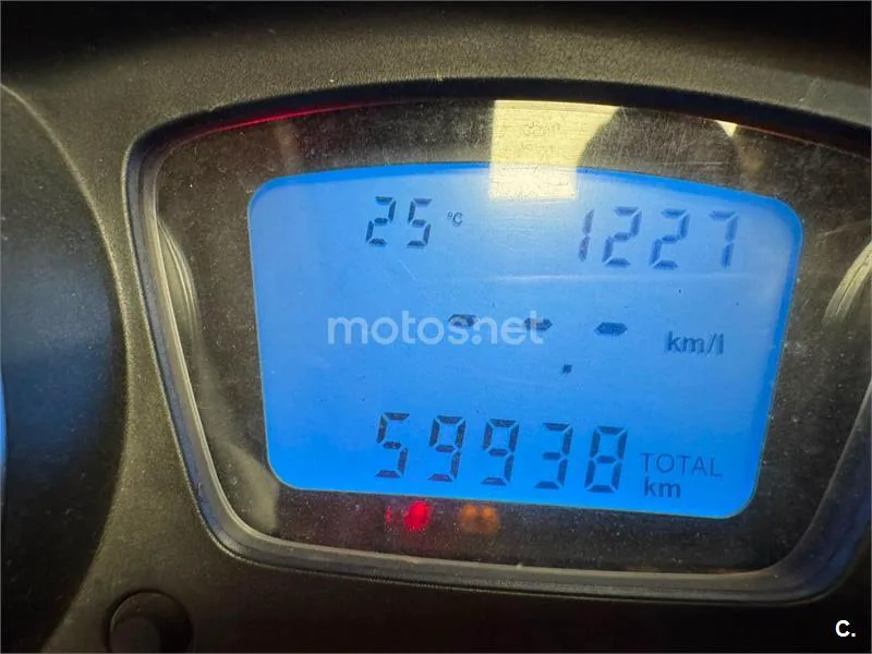 Piaggio MP3 - Vista 9
