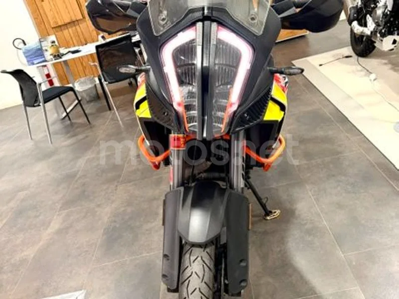 KTM 1290 Super Adventure - Vista 3