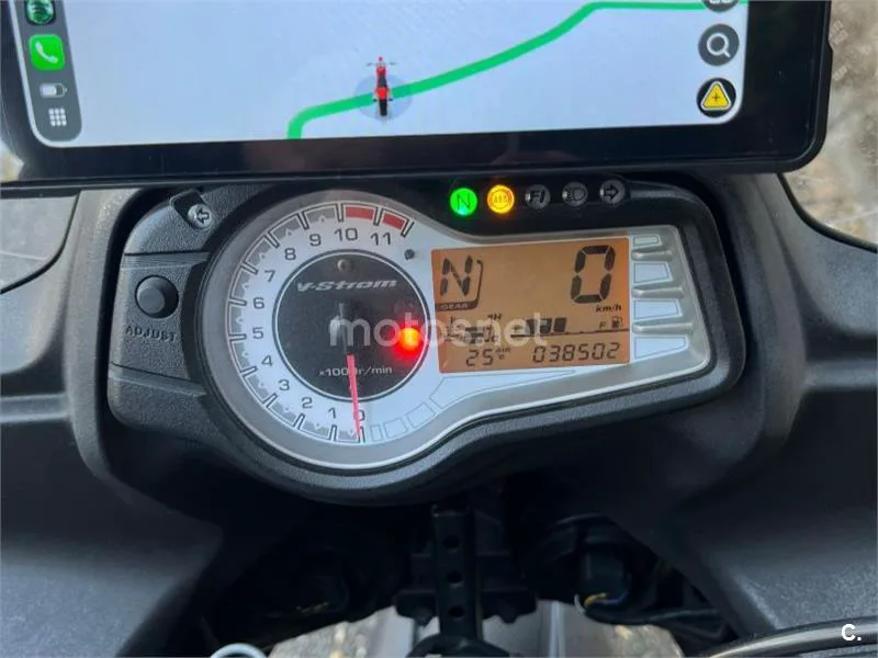 Suzuki V-Strom 650 - Vista 8