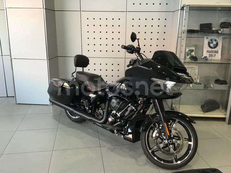Harley-Davidson Road Glide - Vista 4