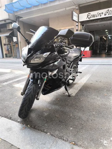 Kawasaki ER-6f - Vista 3