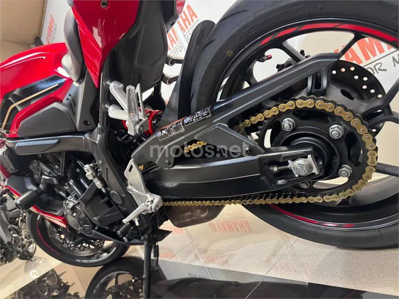Honda CBR650R - Vista 12
