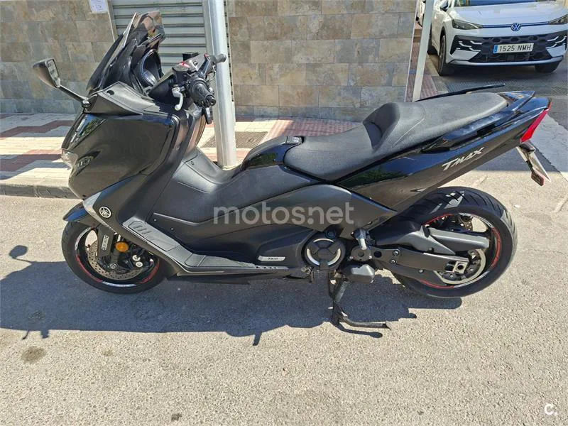 Yamaha TMAX 530 - Vista 4