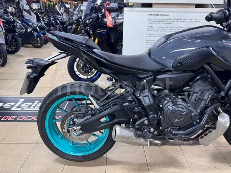 Yamaha MT-07 - Vista 3