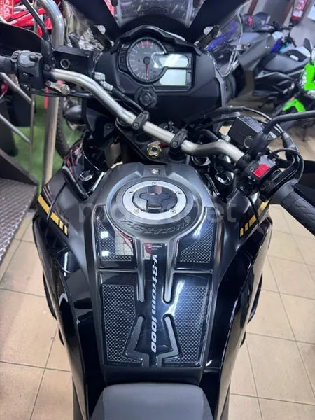 Suzuki V-Strom 1000 - Vista 5