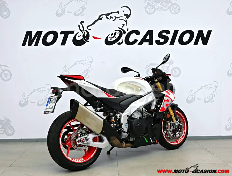 Aprilia Tuono V4 1100 - Vista 3
