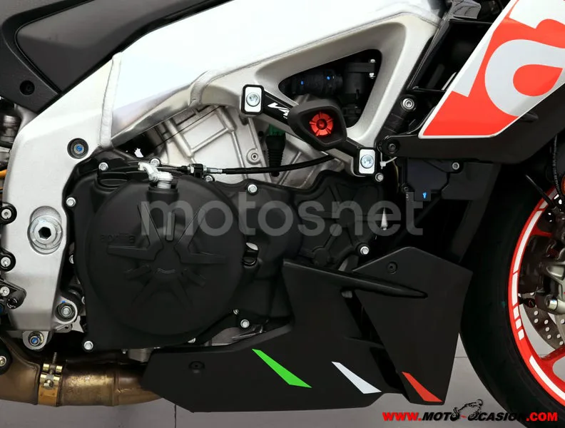 Aprilia Tuono V4 1100 - Vista 5