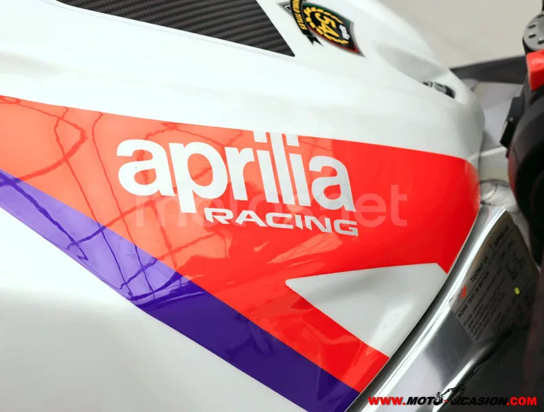 Aprilia Tuono V4 1100 - Vista 9