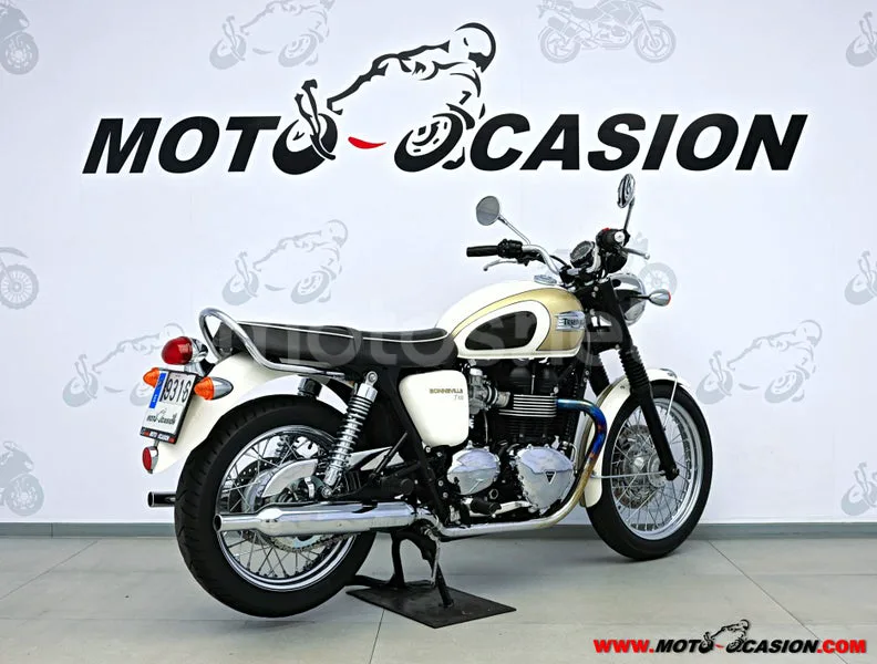 Triumph Bonneville T100 - Vista 3