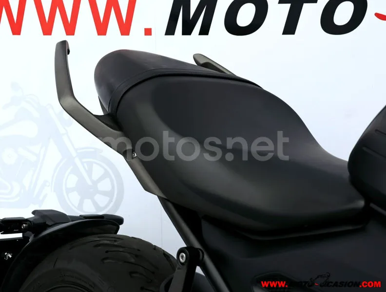 Triumph Trident 660 - Vista 10