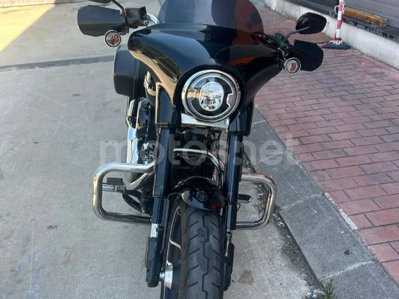 Harley-Davidson Sport Glide - Vista 6