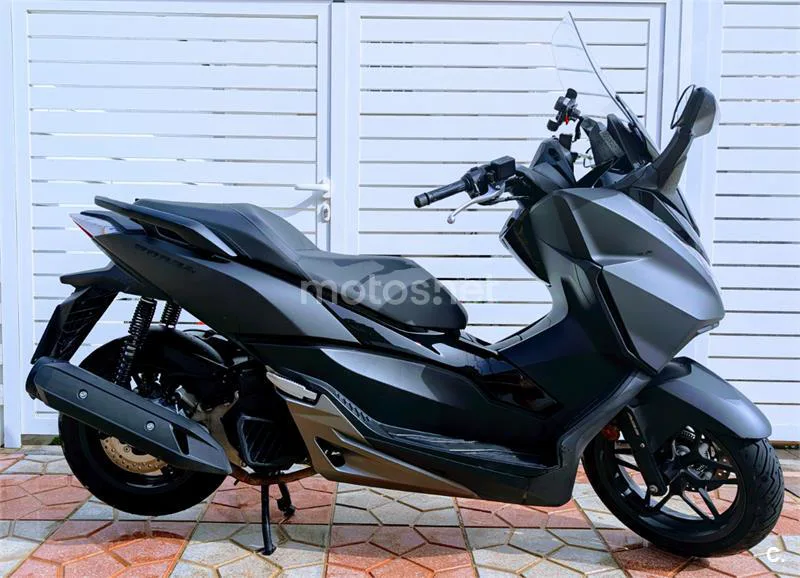 Honda Forza 125 - Vista 4
