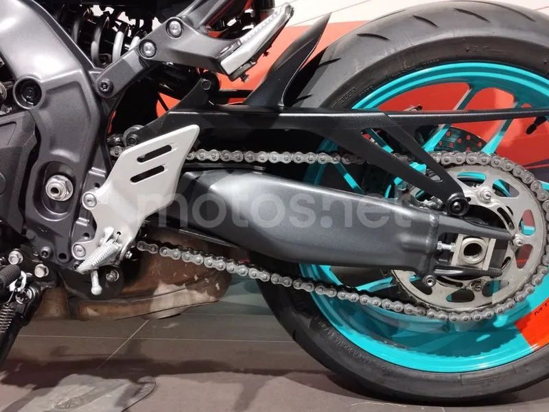 Yamaha MT-09 - Vista 4