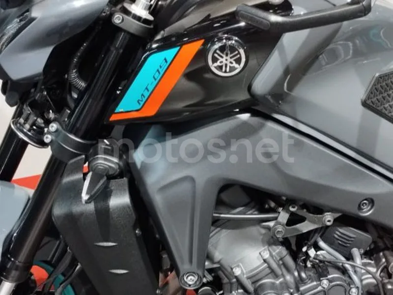 Yamaha MT-09 - Vista 7