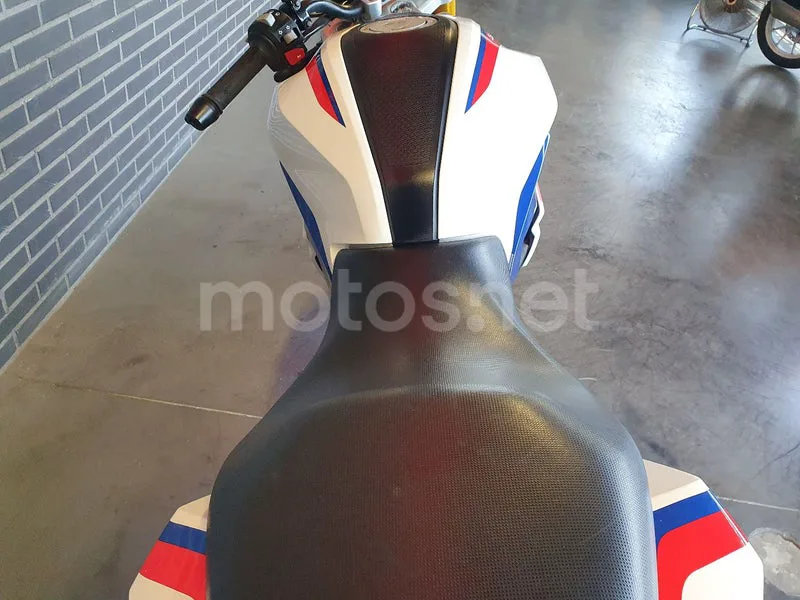 BMW G 310 R - Vista 6