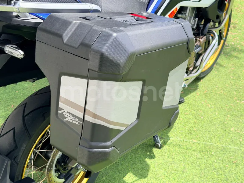 Honda CRF1100L Africa Twin - Vista 17