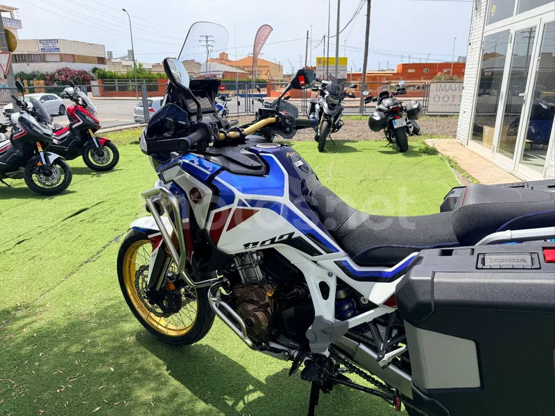 Honda CRF1100L Africa Twin - Vista 25