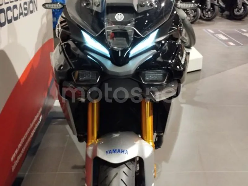 Yamaha Tracer 9 - Vista 19