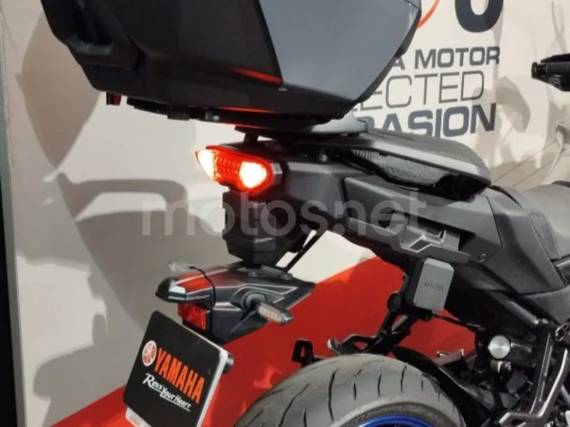 Yamaha Tracer 9 - Vista 22
