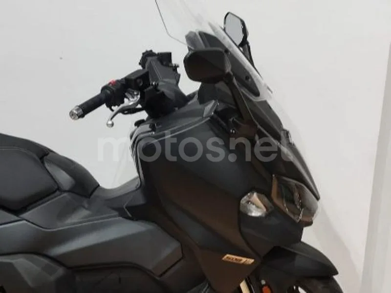 SYM Maxsym TL 508 - Vista 3