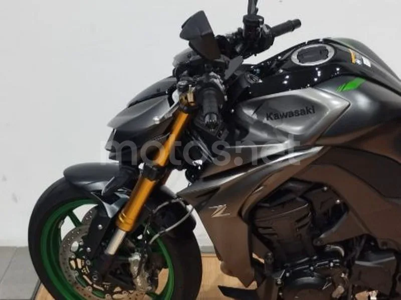 Kawasaki Z1100 - Vista 5