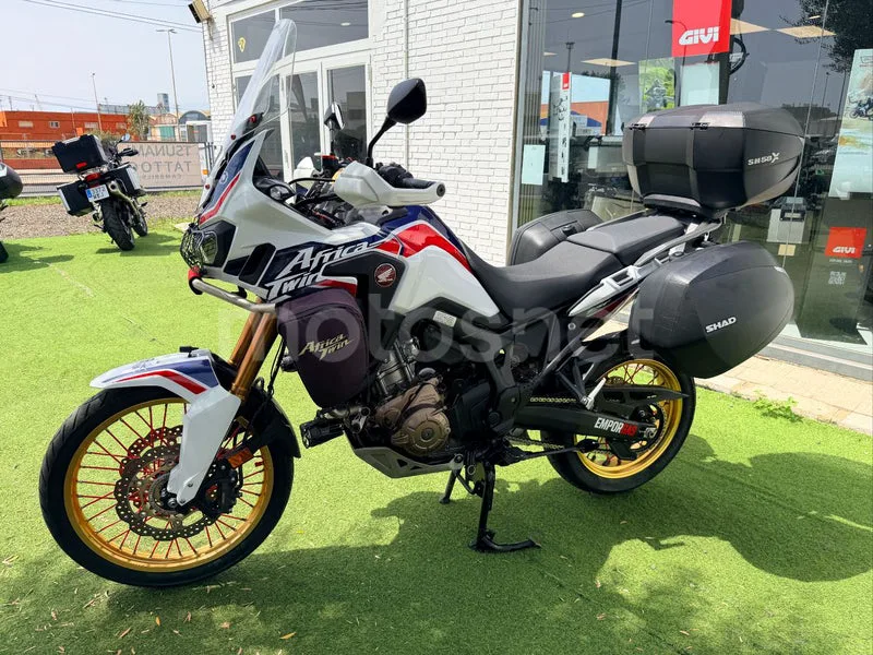 Honda CRF1000L Africa Twin - Vista 22