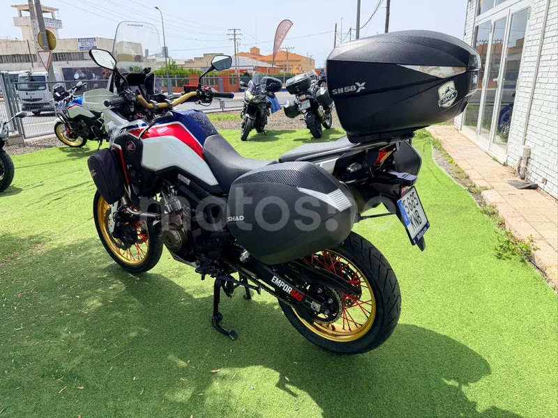 Honda CRF1000L Africa Twin - Vista 23