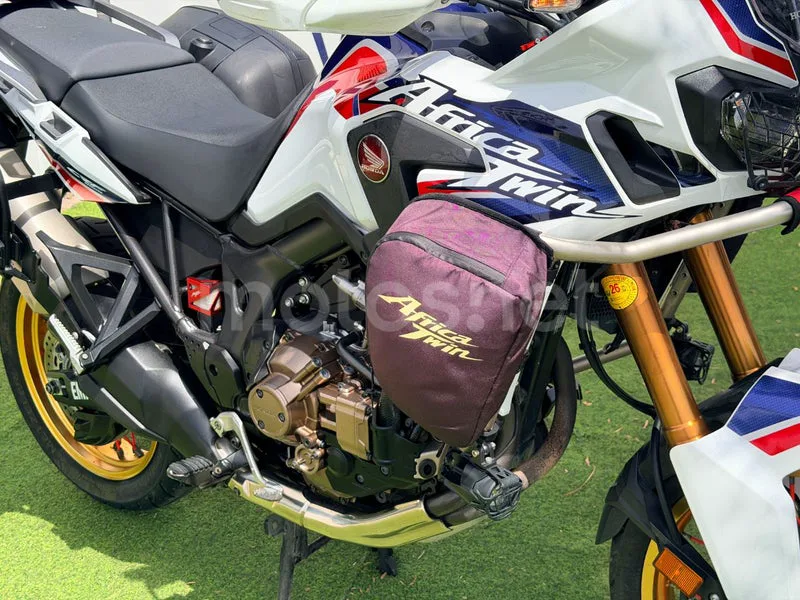 Honda CRF1000L Africa Twin - Vista 6