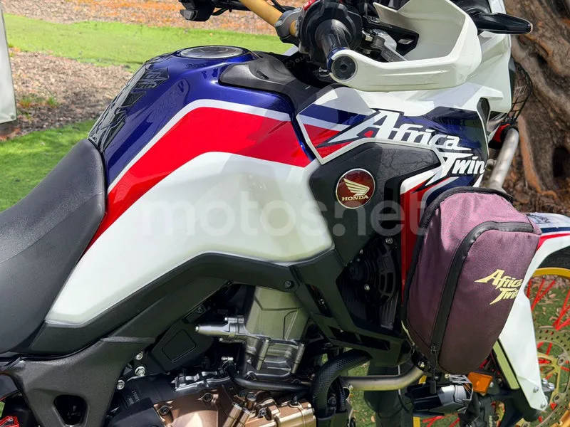 Honda CRF1000L Africa Twin - Vista 8